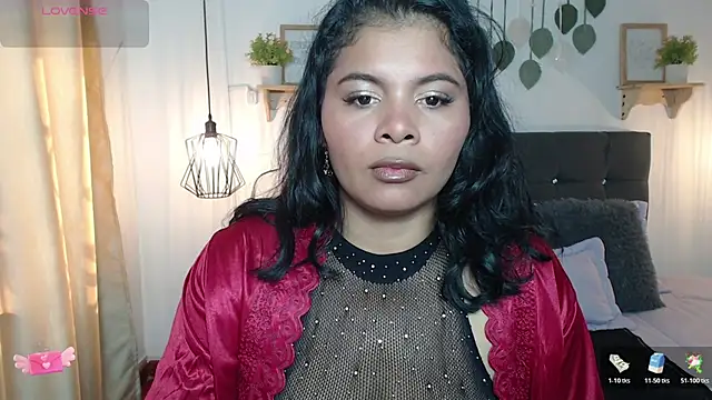 Emma hassani online show from March 26, 2026, 2:22 pm