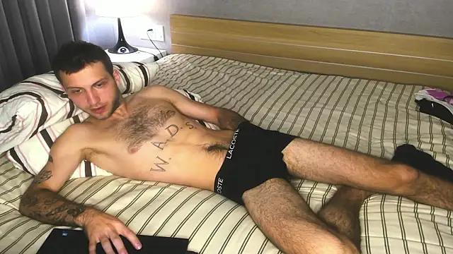 DarkRogue19 online show from February 28, 2026, 5:36 pm