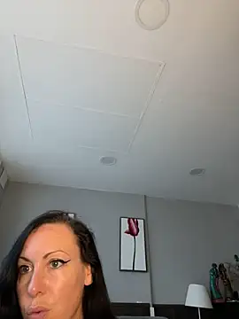 Snapshot of GoddessChloeAtreides chatting on June 10, 2026, 7:18 am GoddessChloeAtreides online show from June 10, 2026, 7:18 am