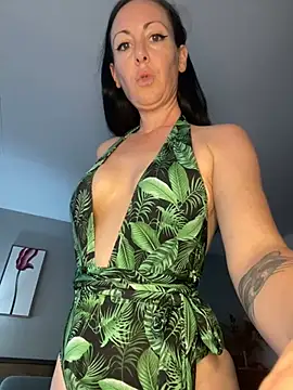 Snapshot of GoddessChloeAtreides chatting on July 6, 2026, 5:48 am GoddessChloeAtreides online show from July 6, 2026, 5:48 am