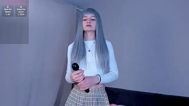 kira montelle online show from March 16, 2026, 6:06 am