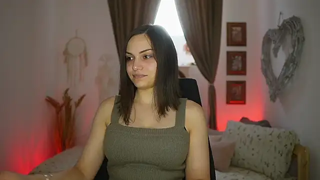 Sidney Sweety online show from July 22, 2026, 1:25 pm