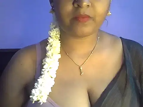 Snapshot of Tamil_Kuttyma chatting on July 27, 2026, 11:28 am Tamil Kuttyma online show from July 27, 2026, 11:28 am