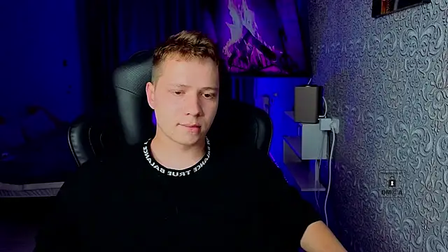Karl Night  online show from June 6, 2026, 7:29 pm