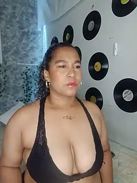 Snapshot of medusafox_ chatting on May 10, 2026, 4:50 am medusafox online show from May 10, 2026, 4:50 am