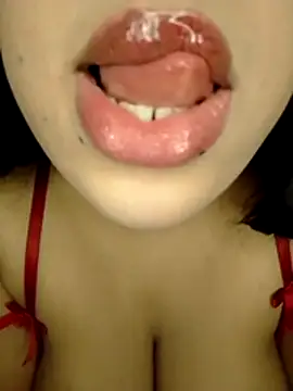 madleen Mm online show from March 26, 2026, 11:27 am