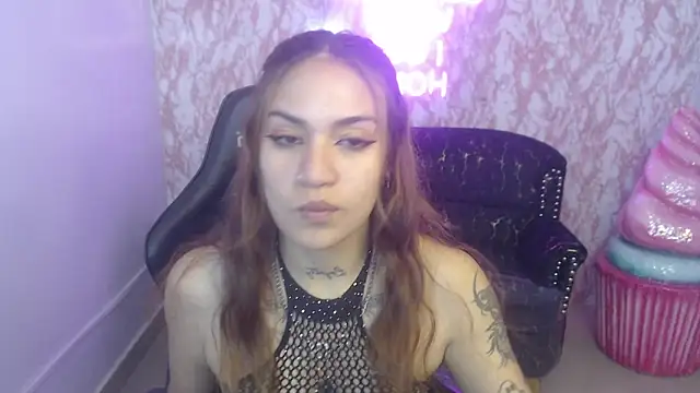 Snapshot of Andrea_ch01 chatting on March 4, 2026, 8:15 pm Andrea ch01 online show from March 4, 2026, 8:15 pm