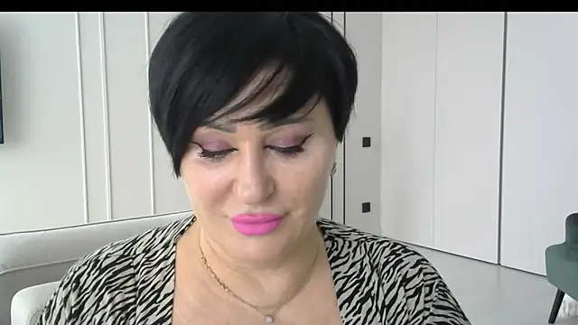 Kleotempt online show from April 18, 2026, 11:25 am