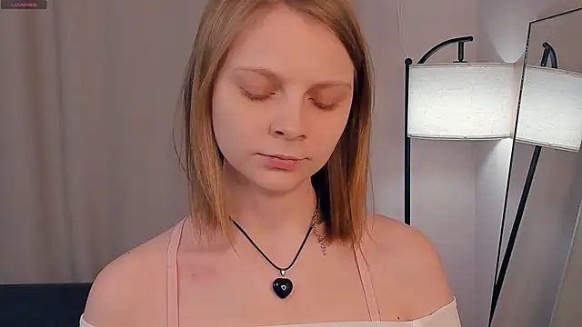 AmmieObarr online show from March 2, 2026, 9:16 am