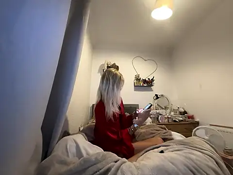 Snapshot of maisco19 chatting on March 3, 2026, 10:48 pm maisco19 online show from March 3, 2026, 10:48 pm