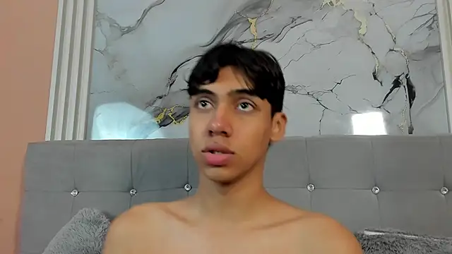 Eros Lux online show from April 19, 2026, 2:49 pm