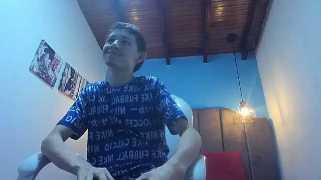 Dani swagger online show from March 4, 2026, 8:59 pm