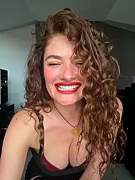 CelineBoyer online show from February 28, 2026, 7:37 pm