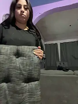 GatitapereZ online show from March 4, 2026, 7:25 am