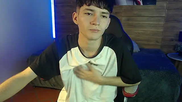 trevor mob online show from April 8, 2026, 7:25 pm