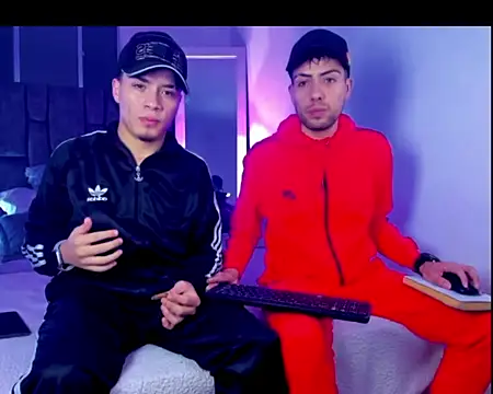 alex and christhoper online show from February 28, 2026, 1:39 am