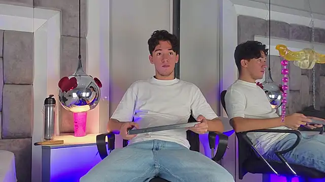 Austin Reedss online show from April 6, 2026, 2:07 pm