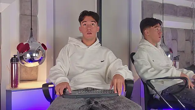 Austin Reedss online show from April 7, 2026, 1:22 pm