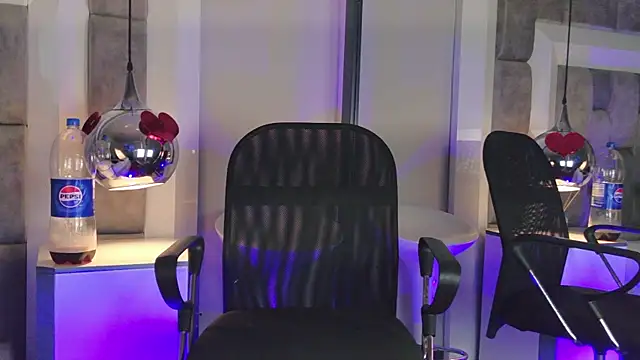 Austin Reedss online show from April 13, 2026, 12:43 pm