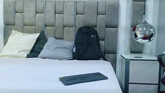 Austin Reedss online show from April 18, 2026, 7:58 pm