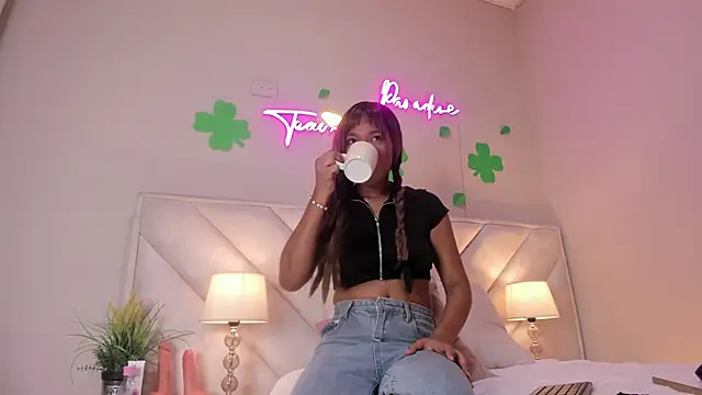 sheila x online show from March 15, 2026, 11:27 am