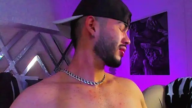 Vincentblack online show from April 3, 2026, 4:54 am