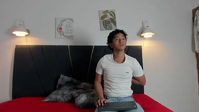 lio18 cum online show from March 4, 2026, 1:33 am