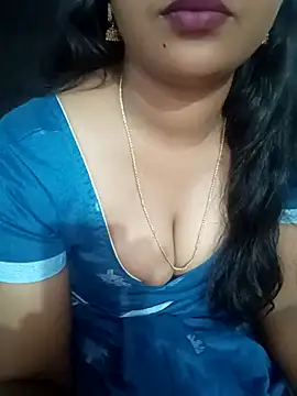 Snapshot of Raksitha_kannada chatting on July 27, 2026, 3:52 pm Raksitha kannada online show from July 27, 2026, 3:52 pm