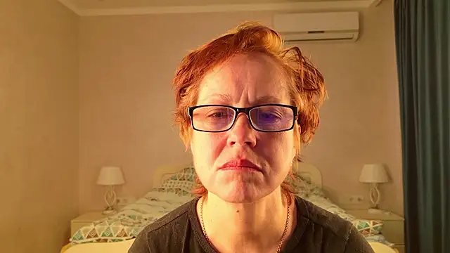 LioraWeiss online show from March 2, 2026, 6:47 am