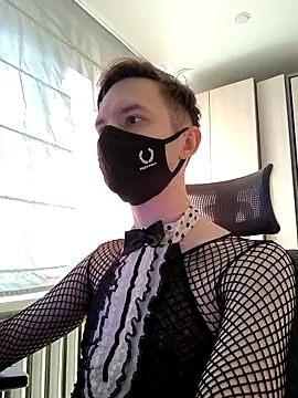 puppy4uu online show from March 16, 2026, 12:09 pm