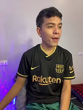 asian darlingcummersxXx online show from March 18, 2026, 12:58 am