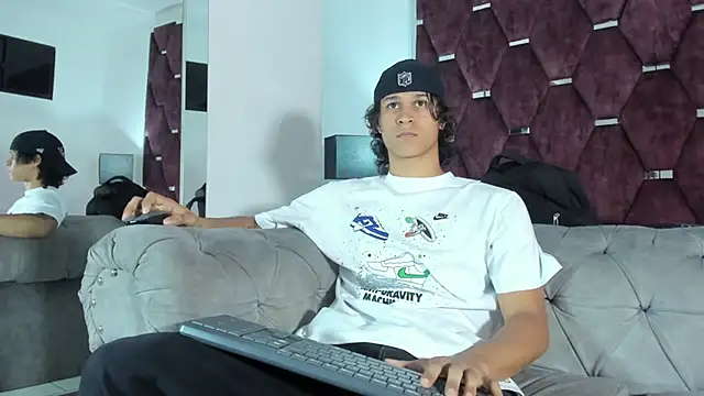 TonyBenedetti online show from April 10, 2026, 10:03 pm