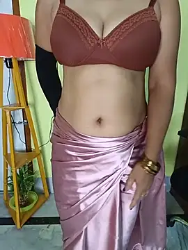 Snapshot of Kritika05 chatting on June 4, 2026, 3:45 am Kritika05 online show from June 4, 2026, 3:45 am