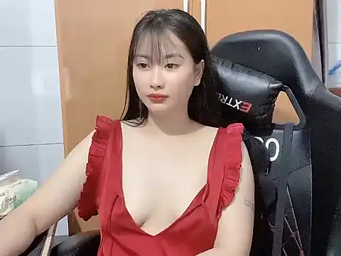 Sunny2868 online show from February 28, 2026, 5:19 am