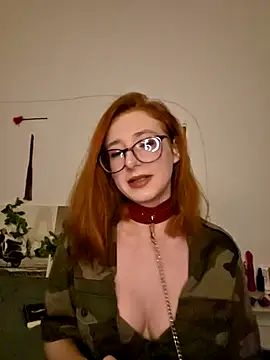 Snapshot of SweetAnnaX chatting on March 2, 2026, 10:49 pm SweetAnnaX online show from March 2, 2026, 10:49 pm