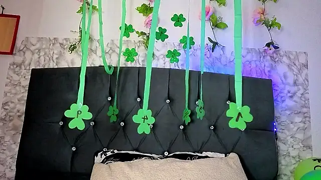 Snapshot of cutninasky chatting on March 20, 2026, 7:52 pm cutninasky online show from March 20, 2026, 7:52 pm