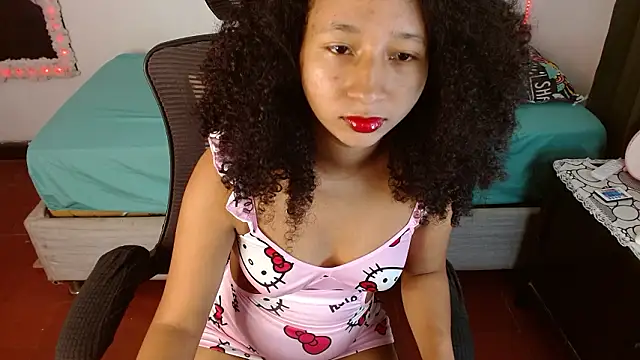 Skinny  hott online show from March 4, 2026, 1:39 pm