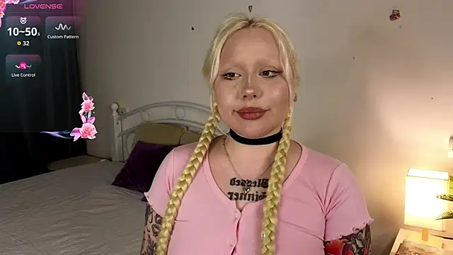 Snapshot of Stasya_len chatting on March 1, 2026, 8:33 pm Stasya len online show from March 1, 2026, 8:33 pm