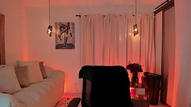 IsabellaLux  online show from June 9, 2026, 2:50 pm