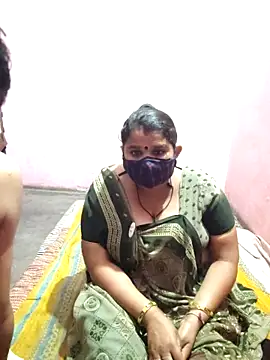 Snapshot of gujjuhotcouple chatting on March 3, 2026, 6:25 pm gujjuhotcouple online show from March 3, 2026, 6:25 pm