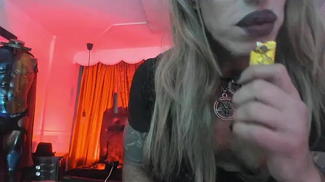 Snapshot of Lilith_madame_satan chatting on July 1, 2026, 1:07 am Lilith madame satan online show from July 1, 2026, 1:07 am