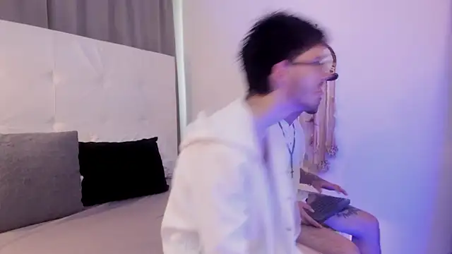 Jason 23   online show from March 24, 2026, 7:19 pm