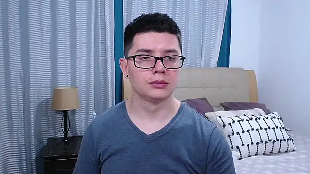 BlackFoXXX69 online show from April 15, 2026, 8:31 pm