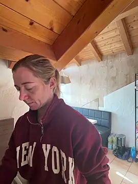 FitAnna online show from March 5, 2026, 7:59 am