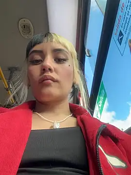 Sara 92 online show from June 4, 2026, 7:53 pm