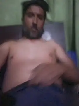 Snapshot of BRAD_MATURE chatting on April 7, 2026, 3:18 am BRAD MATURE online show from April 7, 2026, 3:18 am