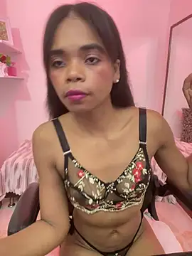 camila avila online show from April 18, 2026, 3:43 am