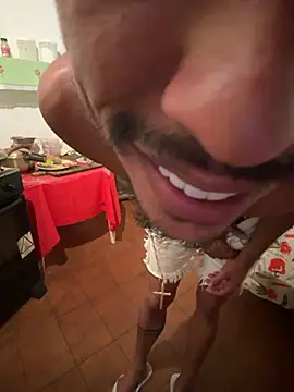 Snapshot of Goianogostosoo chatting on August 1, 2026, 4:12 am Goianogostosoo online show from August 1, 2026, 4:12 am
