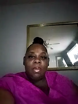 Snapshot of Pinkchocolatebbw chatting on March 23, 2026, 5:44 am Pinkchocolatebbw online show from March 23, 2026, 5:44 am