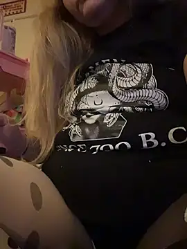 Snapshot of DaddysLakieBaby chatting on March 9, 2026, 3:21 am DaddysLakieBaby online show from March 9, 2026, 3:21 am